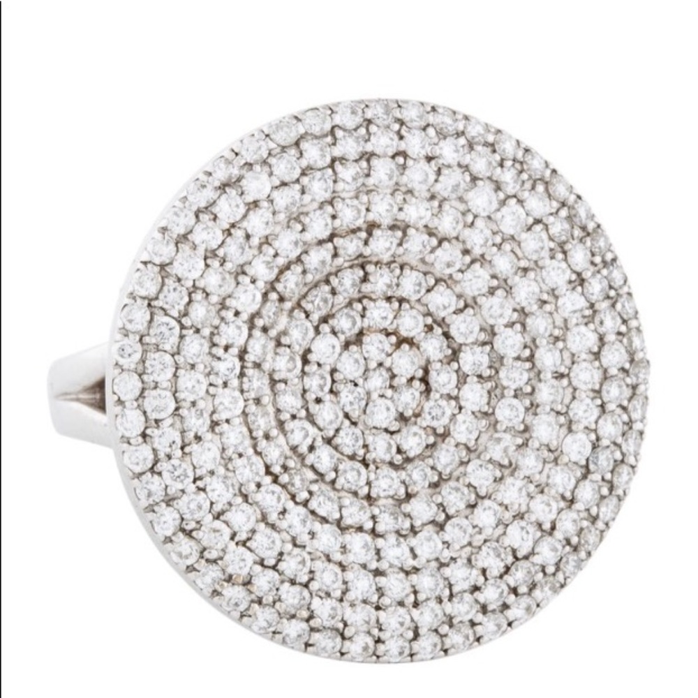 2.17 Diamonds 18 karat solid gold cocktail ring